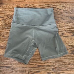 Lululemon Align Sage Gray Bike Shorts Size 4